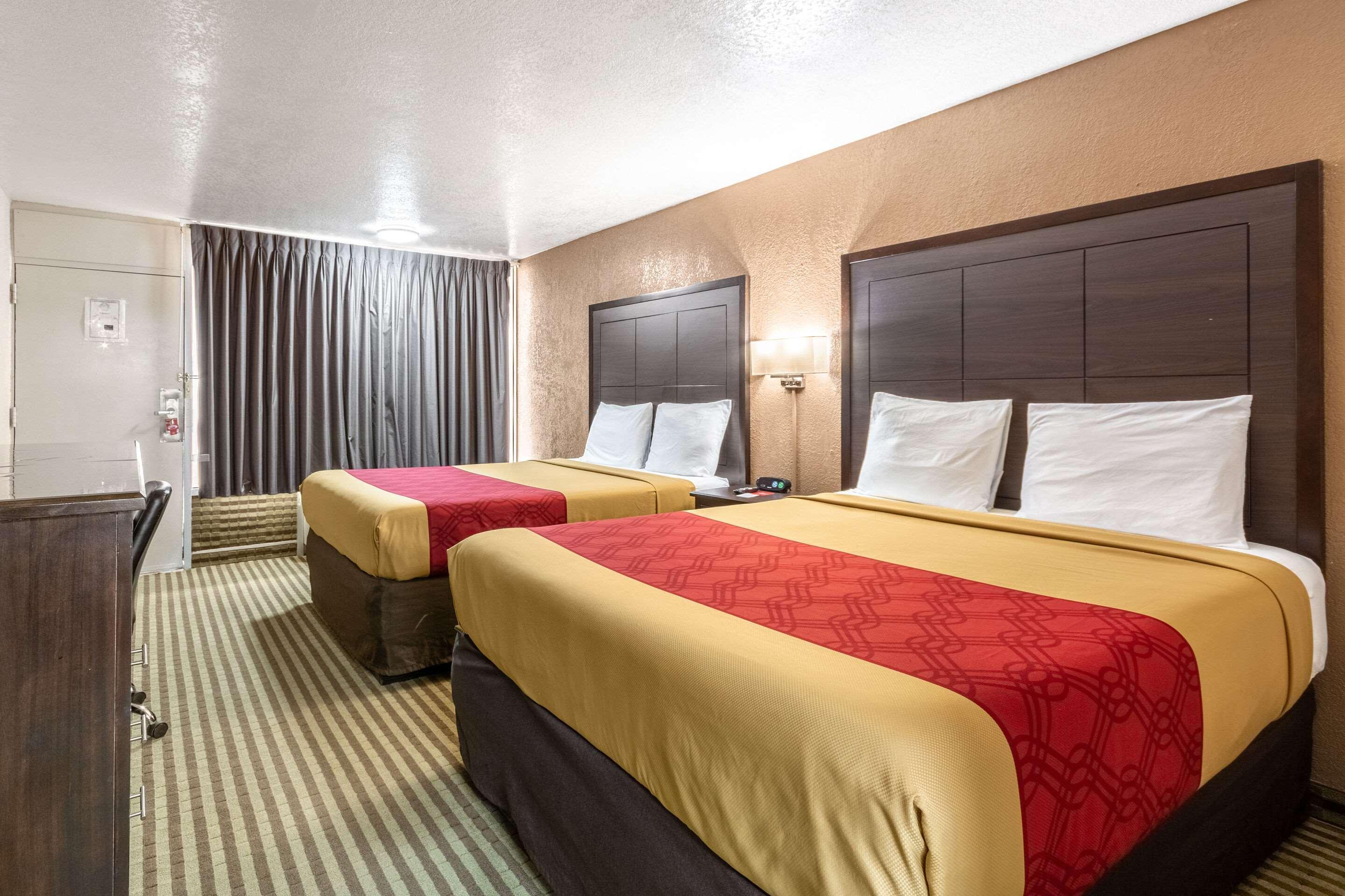 Econo Lodge Winfield Екстер'єр фото