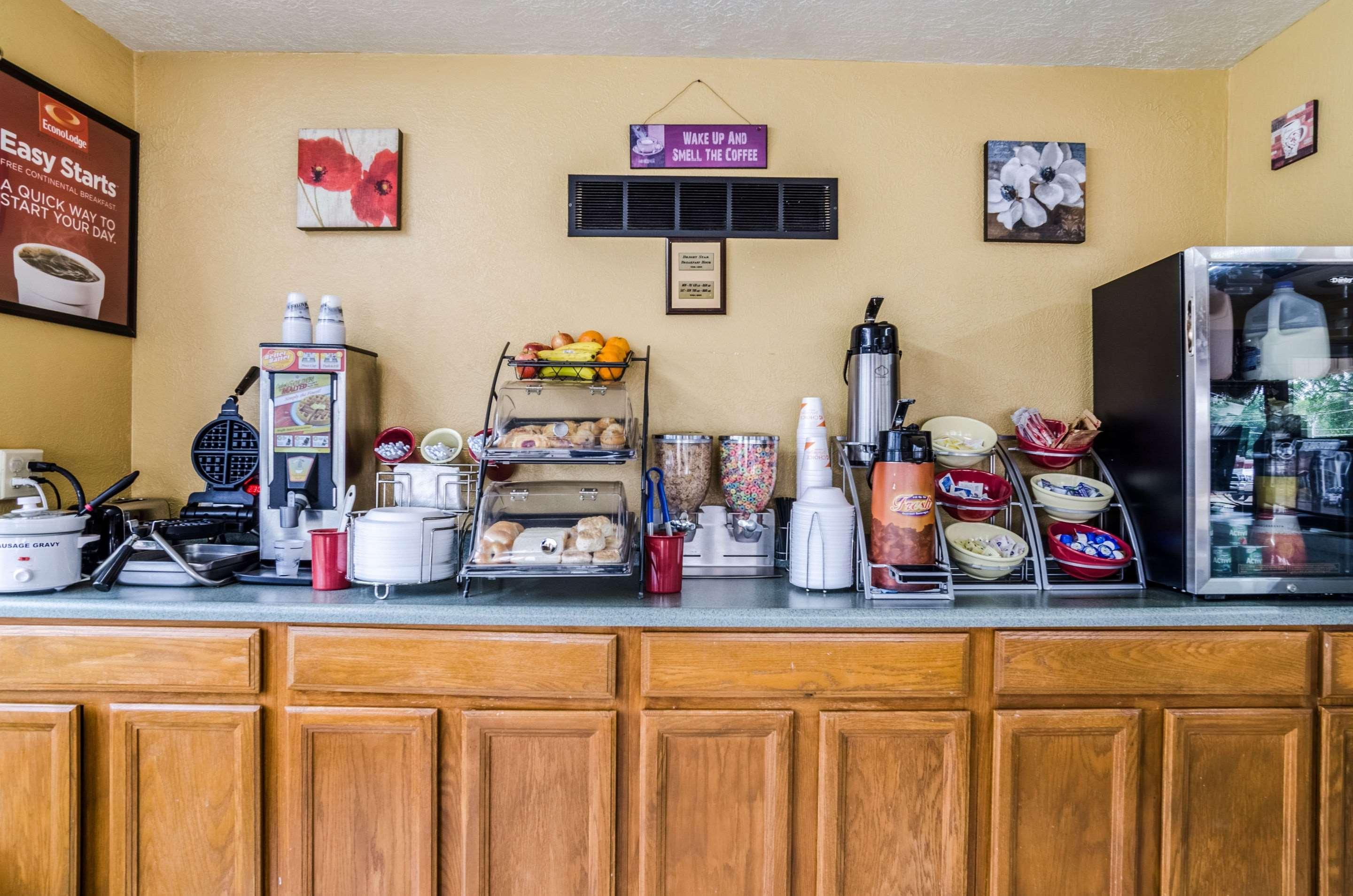 Econo Lodge Winfield Екстер'єр фото