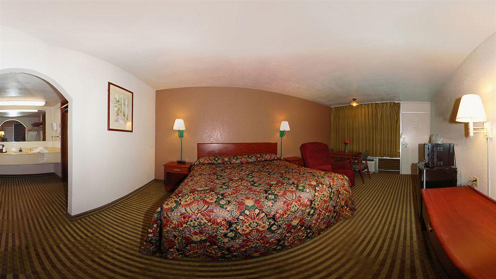 Econo Lodge Winfield Екстер'єр фото